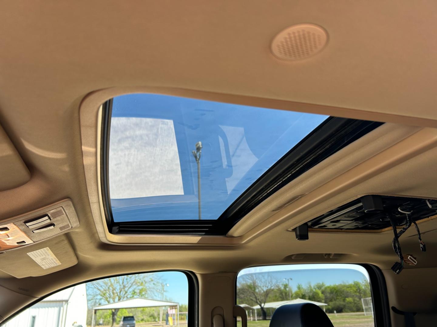 2007 BLACK /BLACK Chevrolet Suburban LS 1500 4WD (3GNFK16377G) with an 5.3L V8 OHV 16V FFV engine, 4-Speed Automatic Overdrive transmission, located at 17760 Hwy 62, Morris, OK, 74445, (918) 733-4887, 35.609104, -95.877060 - Photo#16